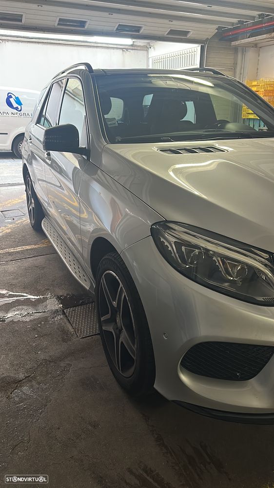 Mercedes-Benz GLE 350 d 4-Matic - 4