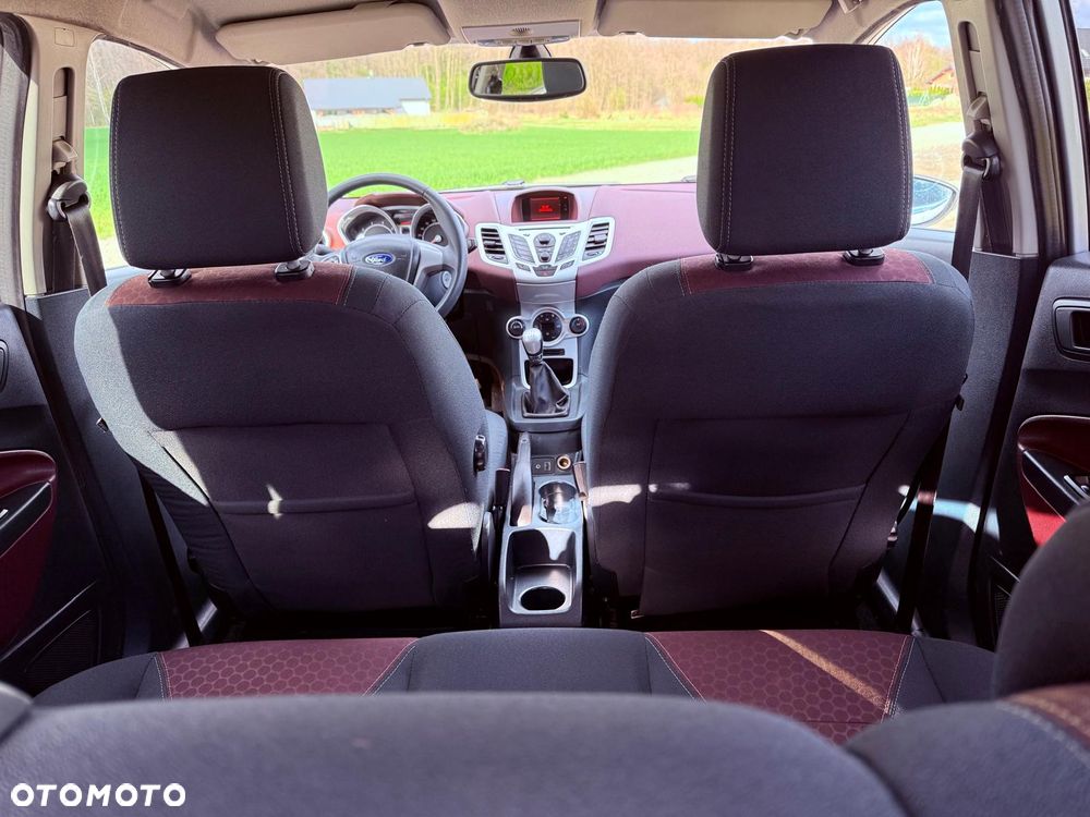 Ford Fiesta 1.4 Champions Edition - 25