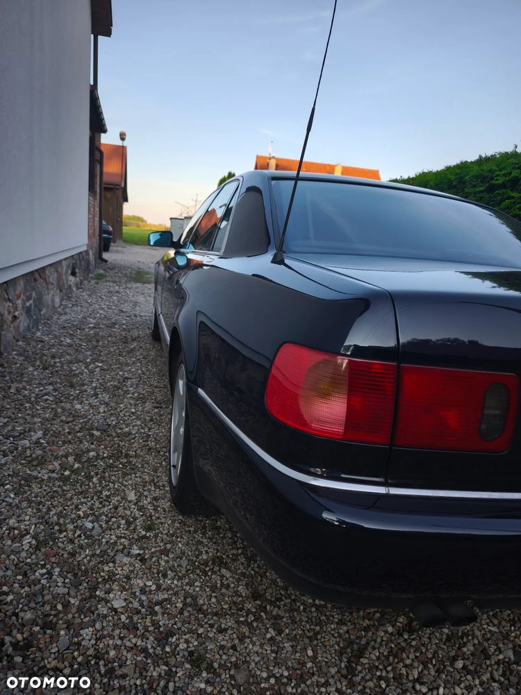 Audi A8 2.8 - 8
