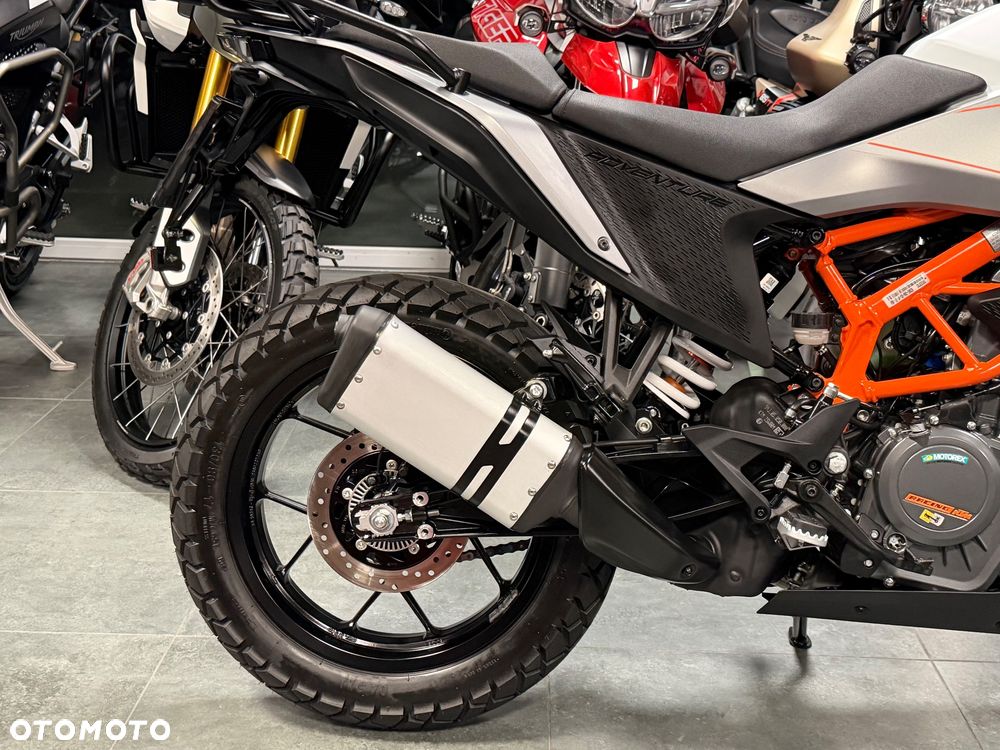 KTM Adventure - 6