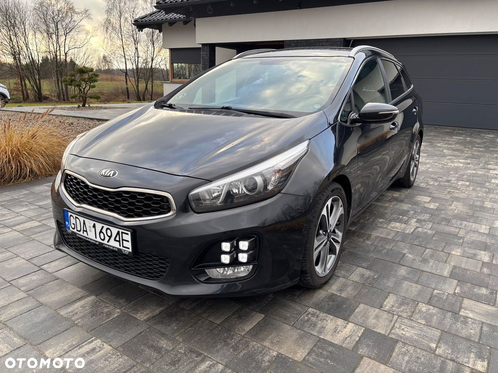 Kia Ceed 1.6 CRDi 136 ISG GT Line - 2