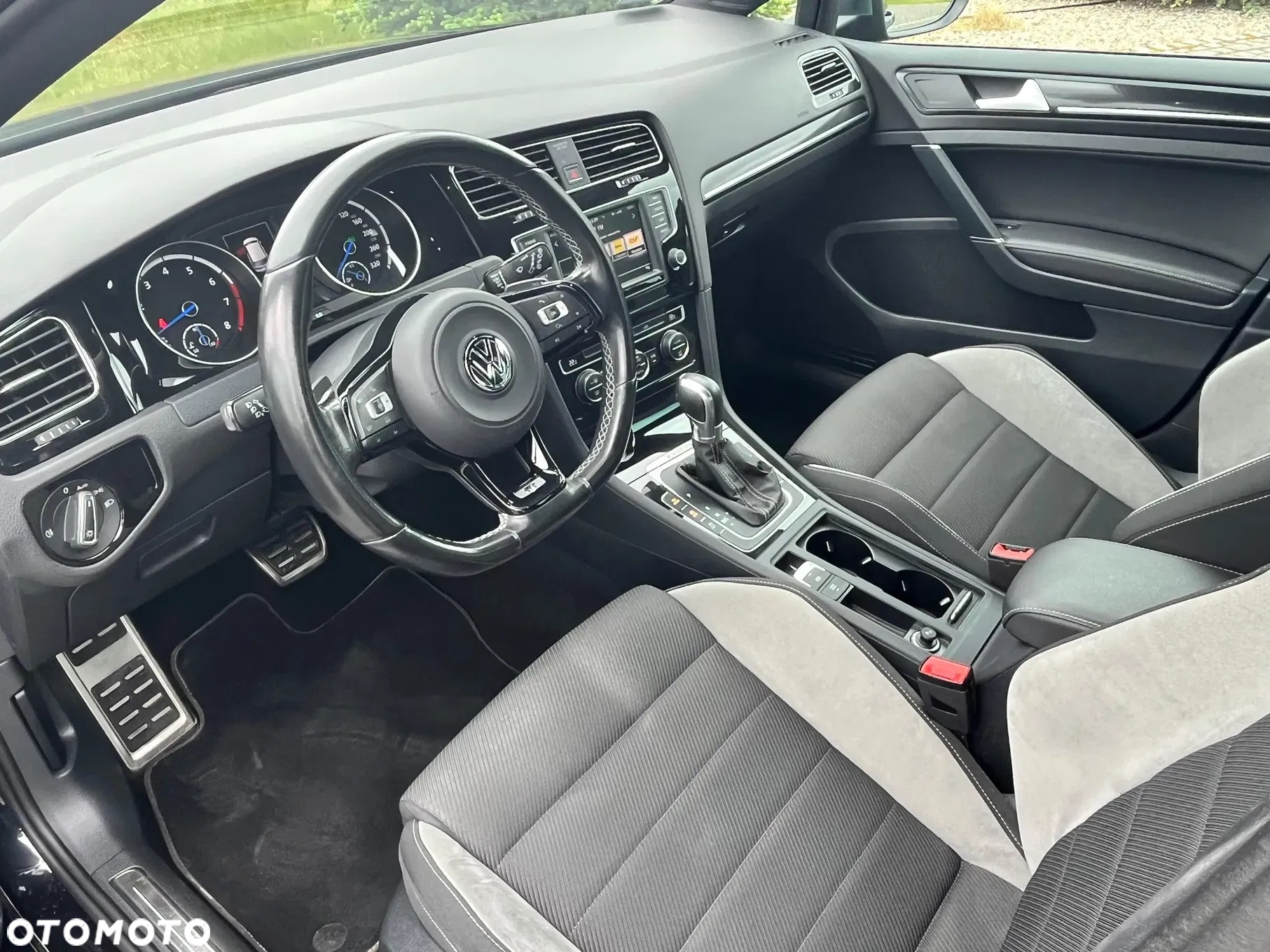 Volkswagen Golf VII 2.0 TSI BMT 4Mot R DSG - 11