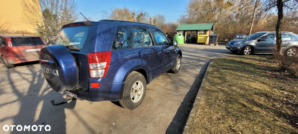 Suzuki Grand Vitara 2.0 De luxe - 6