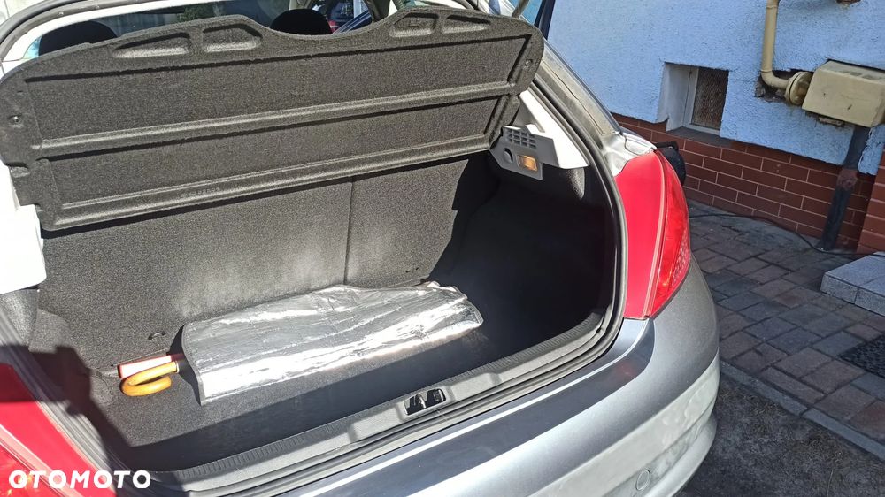 Peugeot 207 1.4 16V Trendy - 2