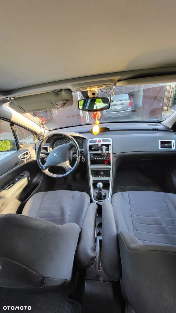 Peugeot 307 1.6 HDI Premium - 6