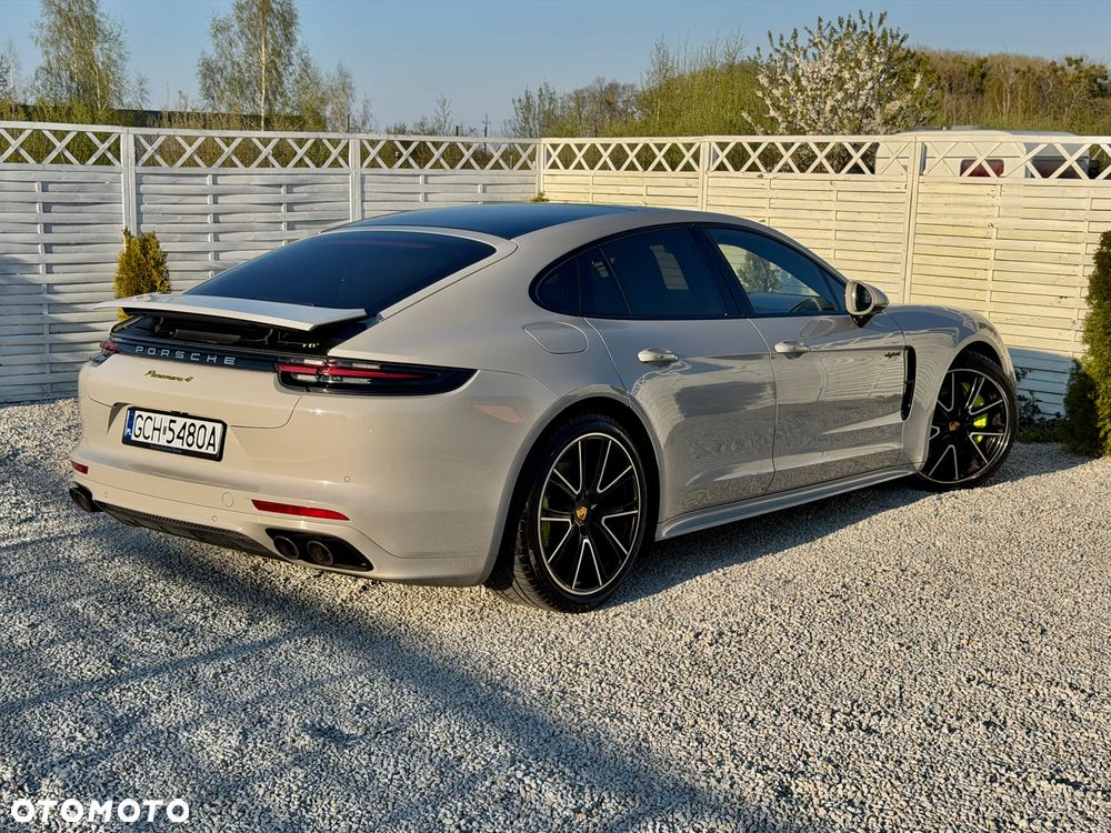 Porsche Panamera 4 E-Hybrid Edition 10 Jahre - 3