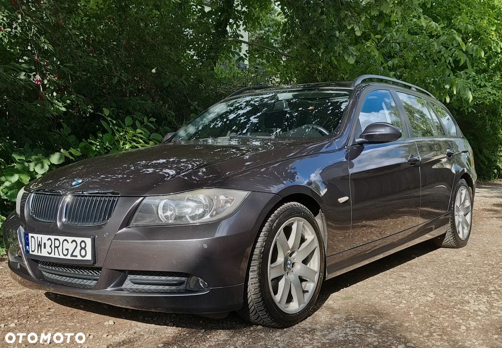 BMW Seria 3 - 1