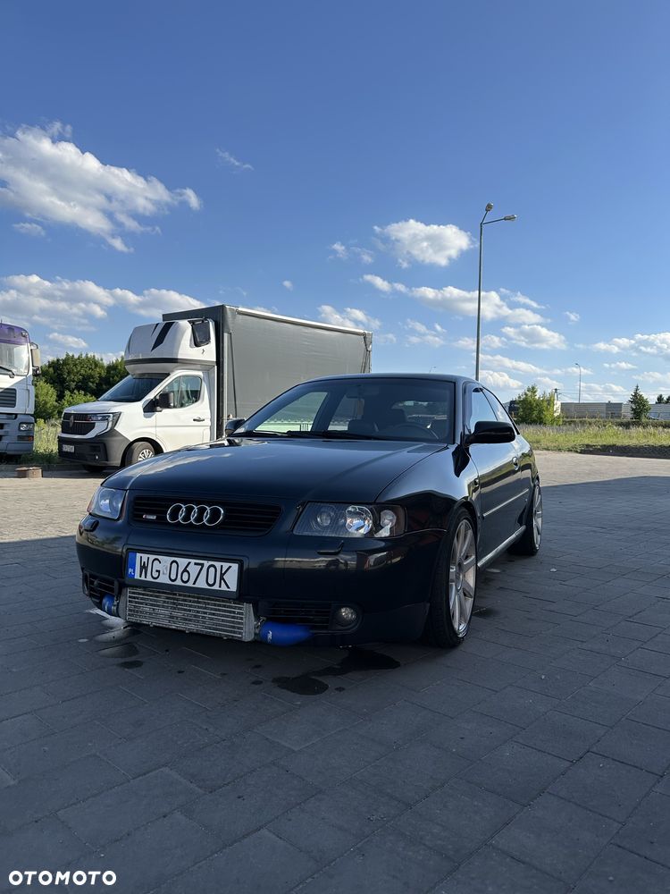 Audi A3 Sportback - 1