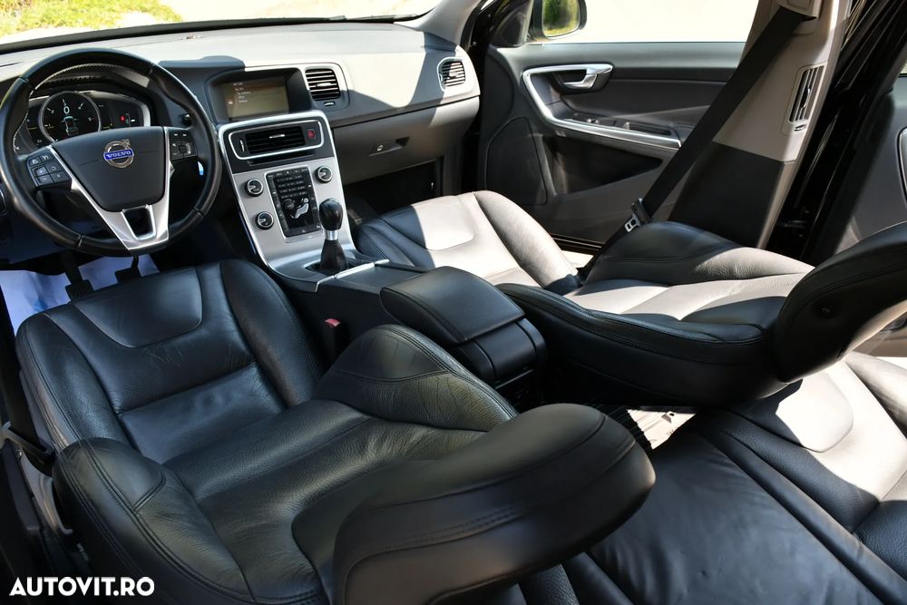 Volvo V60 DRIVe Summum - 31