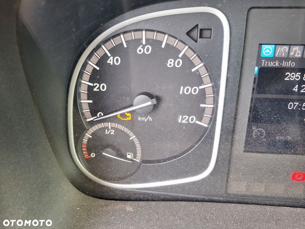 Versalift Atego 1323 - 22