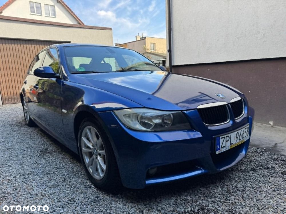 BMW Seria 3 318i - 2