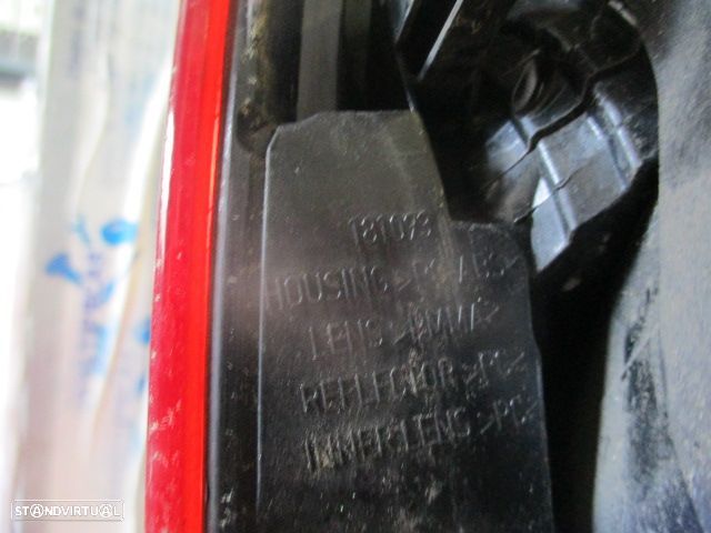 Farol Tras 181093 RENAULT TWINGO 2 2013 1.2I 75CV 3P VERMELHO DRT Hella - 4