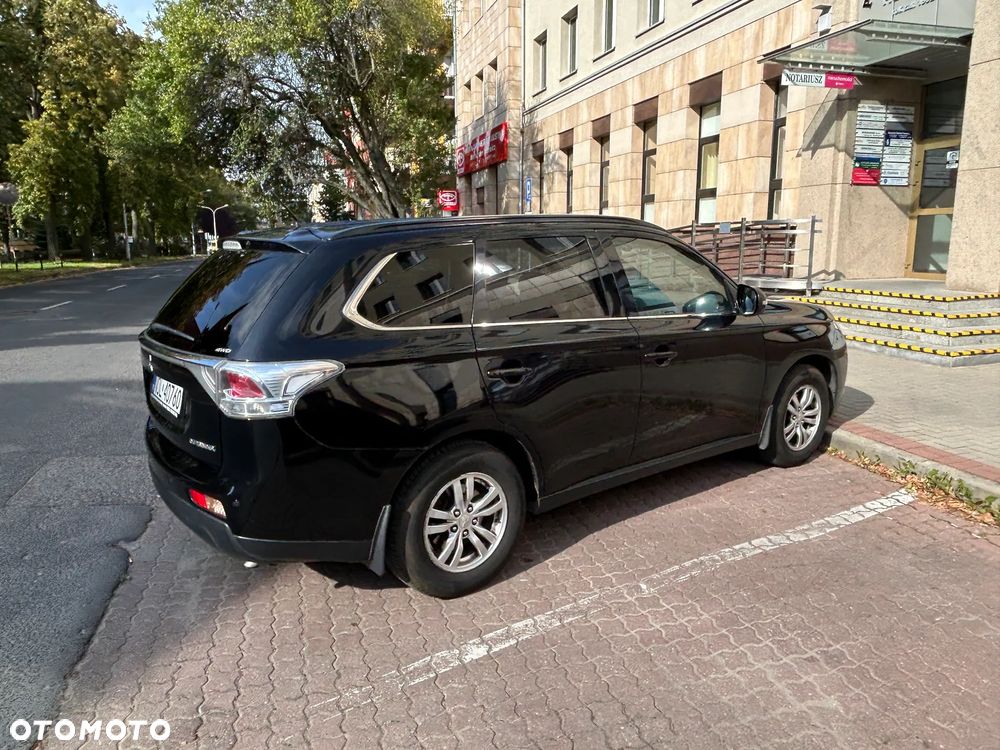 Mitsubishi Outlander 2.0 Intense - 4