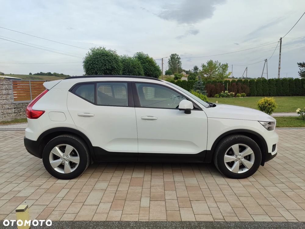 Volvo XC 40 T3 Momentum - 6