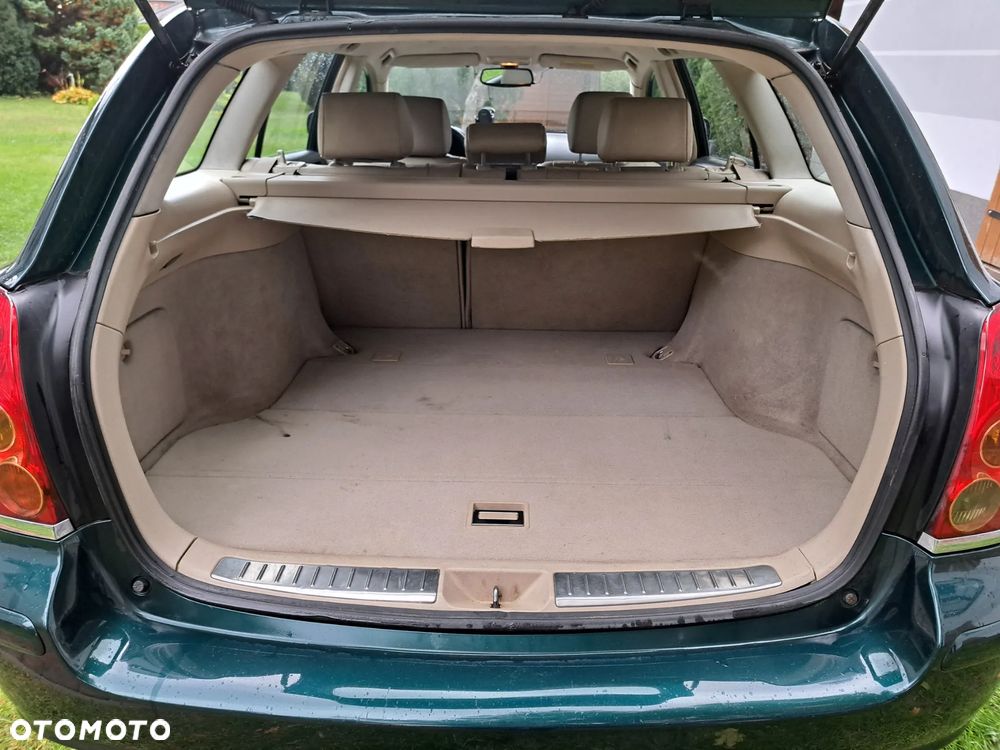 Toyota Avensis 2.0 VVT-i Combi Executive - 10