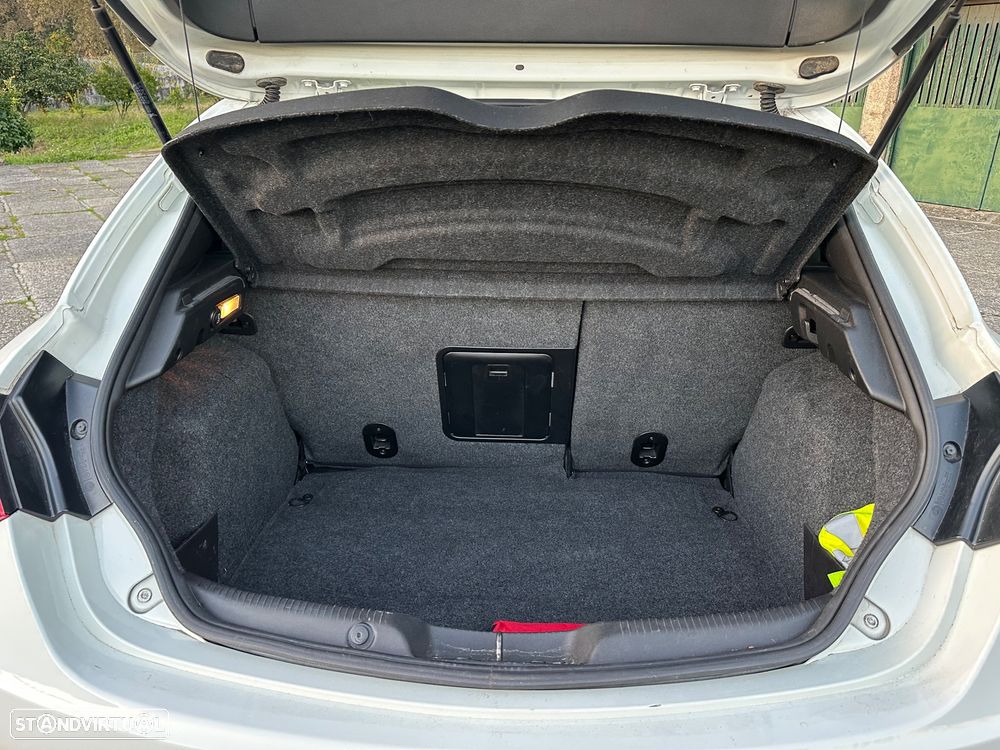 Alfa Romeo Giulietta 1.6 JTDm Progression - 35