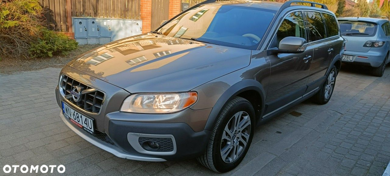 Volvo XC 70 D5 AWD Dynamic Momentum - 3