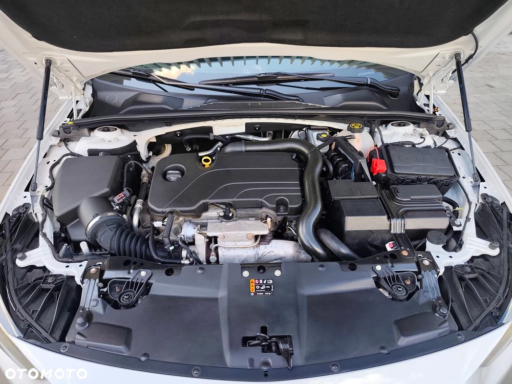 Opel Insignia 1.5 T Innovation S&S - 23