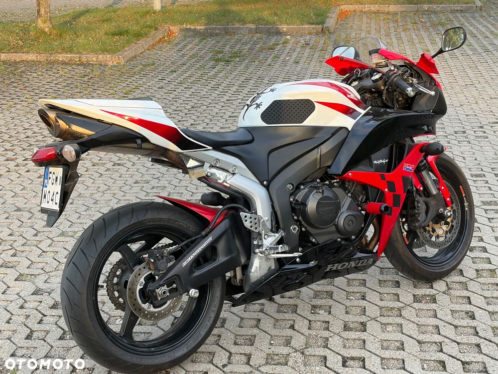 Honda CBR - 3