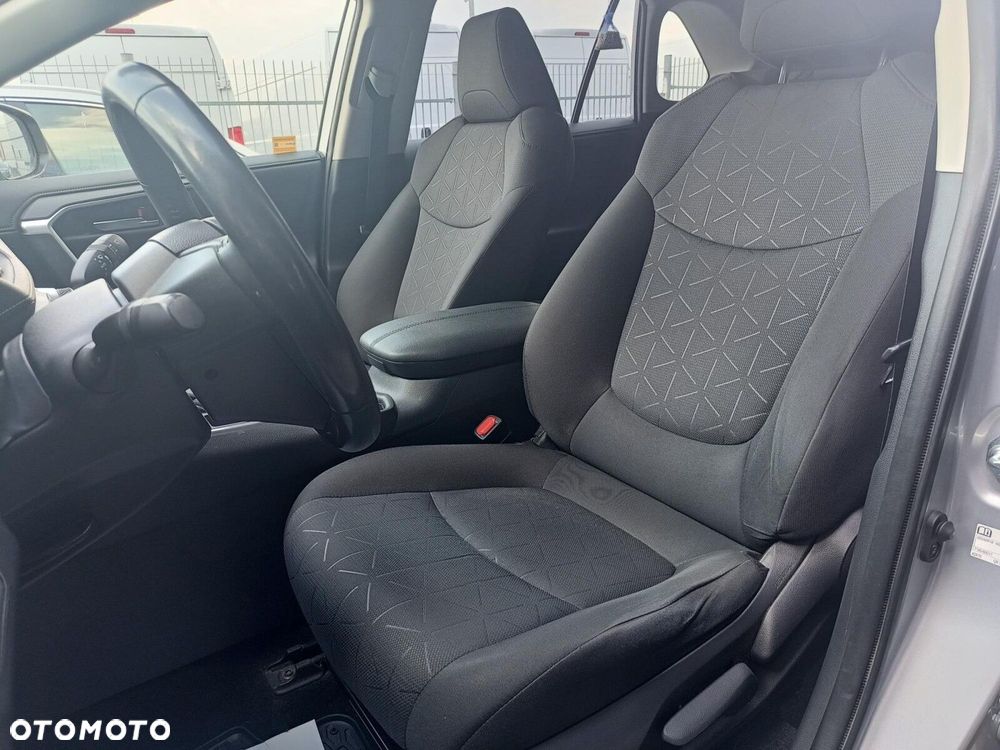 Toyota RAV4 - 13