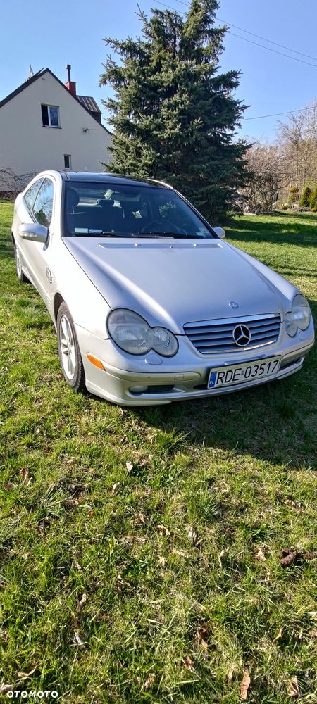 Mercedes-Benz C-Class 2002 photo 3