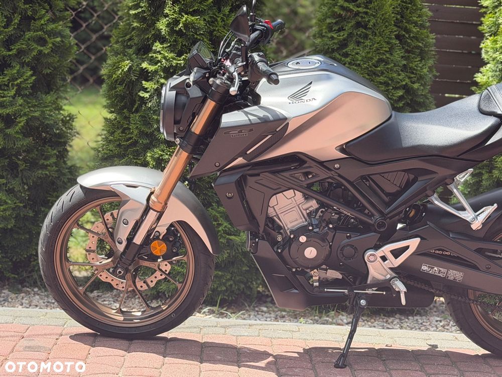 Honda CB - 19