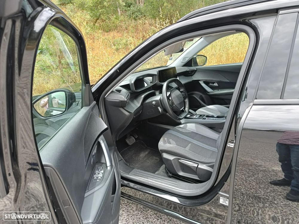 Peugeot e-2008 50 kWh Allure - 19