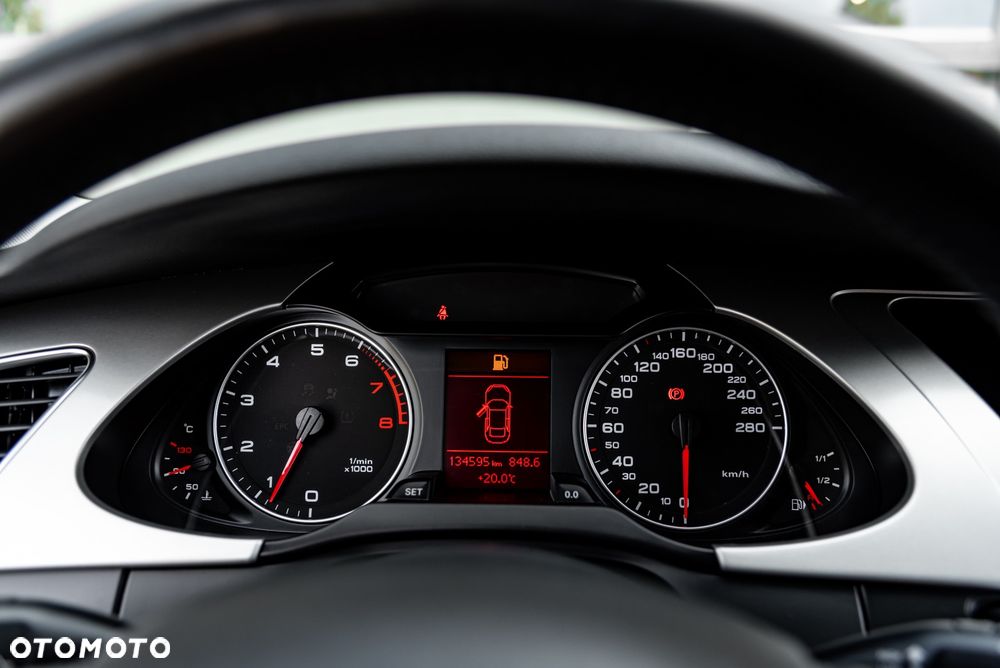 Audi A4 Limousine 1.8 TFSI Attraction - 31