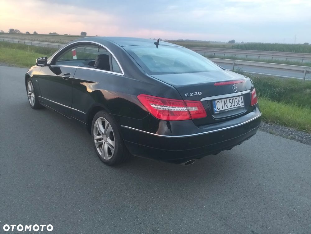 Mercedes-Benz Klasa E 220 CDI BlueEff - 6