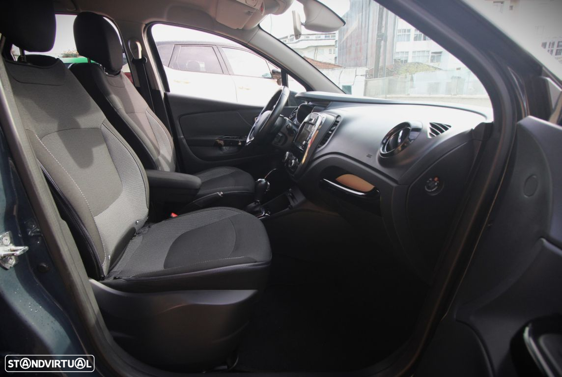 Renault Captur 1.2 TCe Initiale Paris EDC - 27