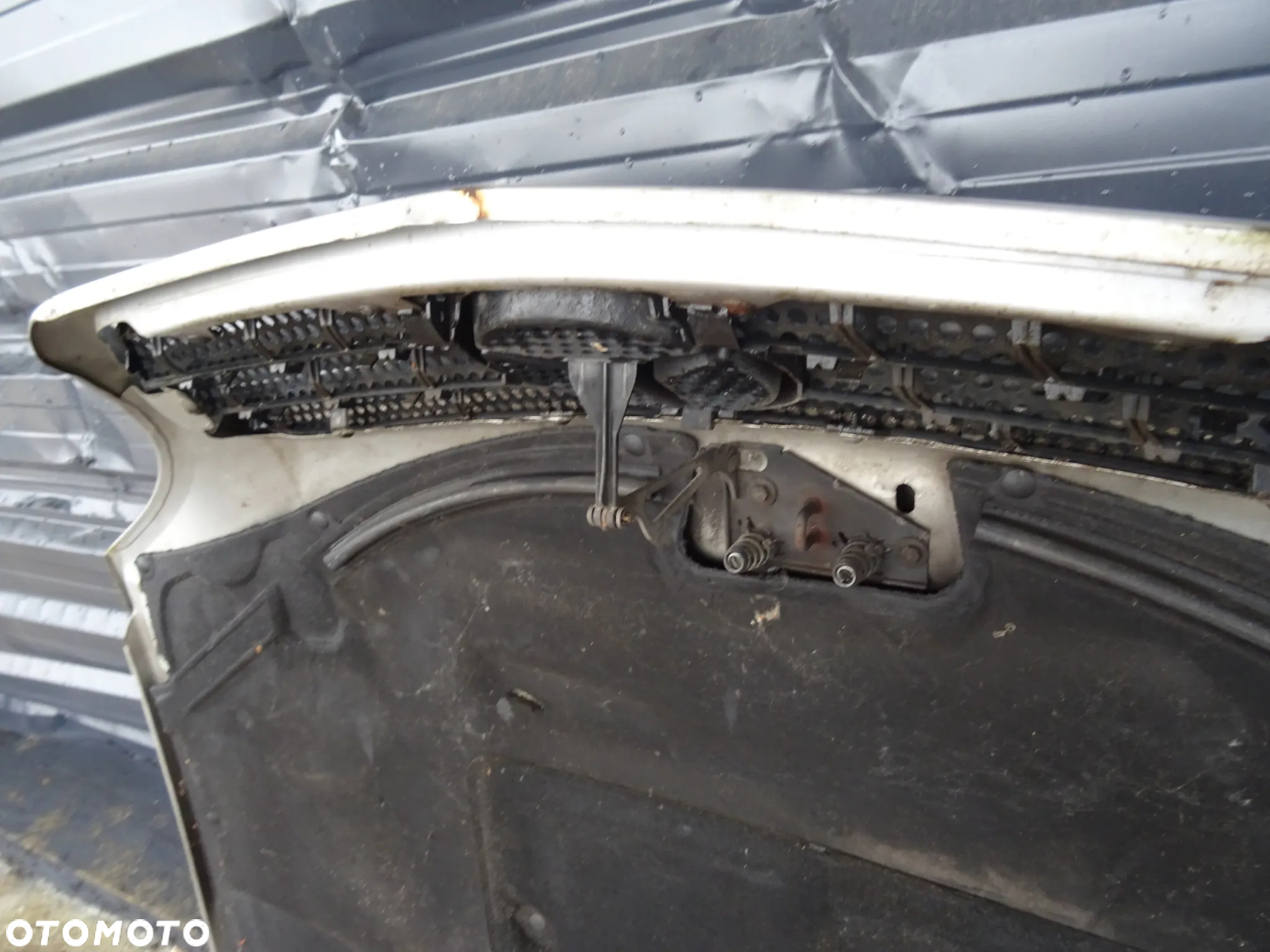 Maska Mercedes ML W163 2000 744 - 10