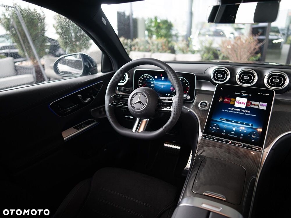 Mercedes-Benz GLC - 17