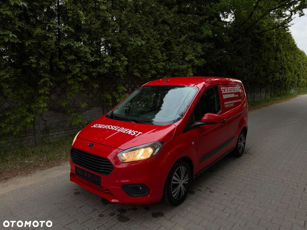 Ford Transit Courier - 3