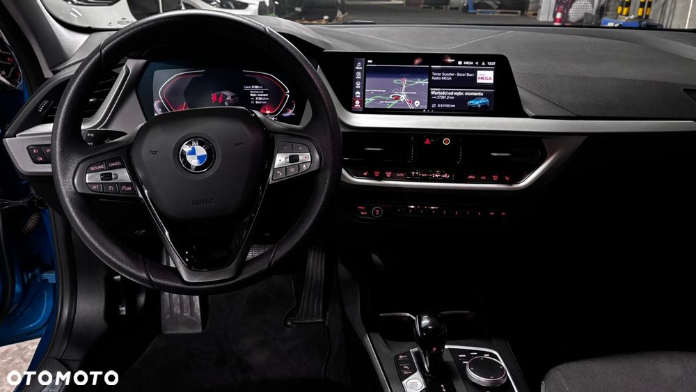 BMW Seria 1 118i - 12