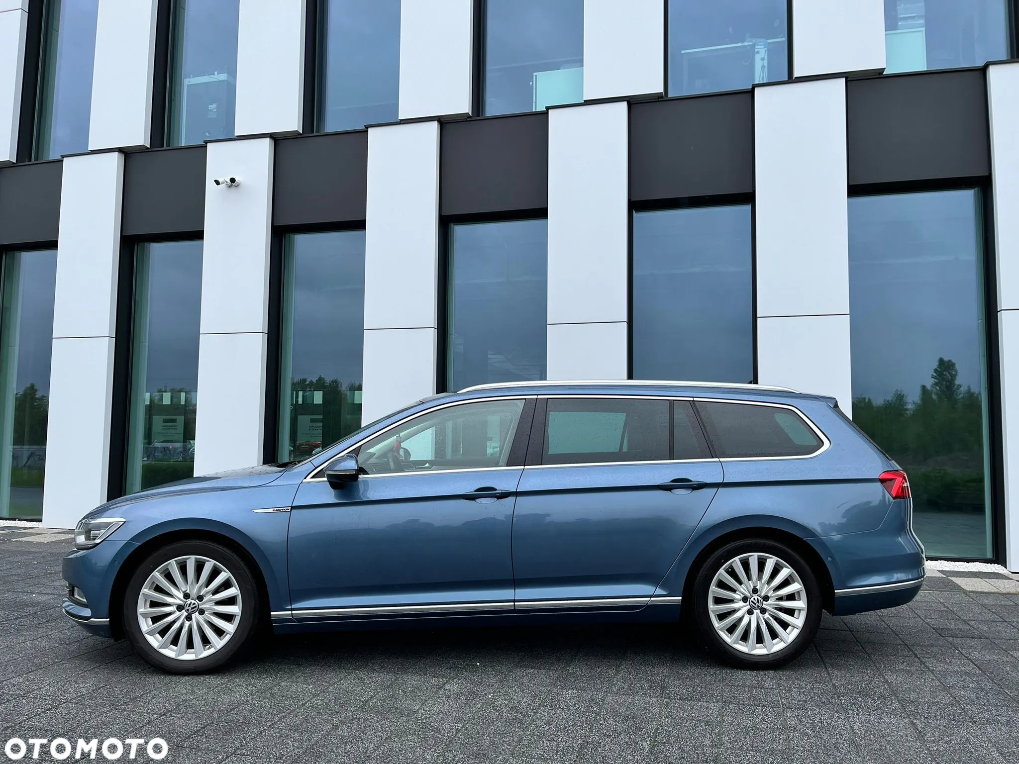 Volkswagen Passat 2.0 TDI BMT 4Mot Highline DSG - 11