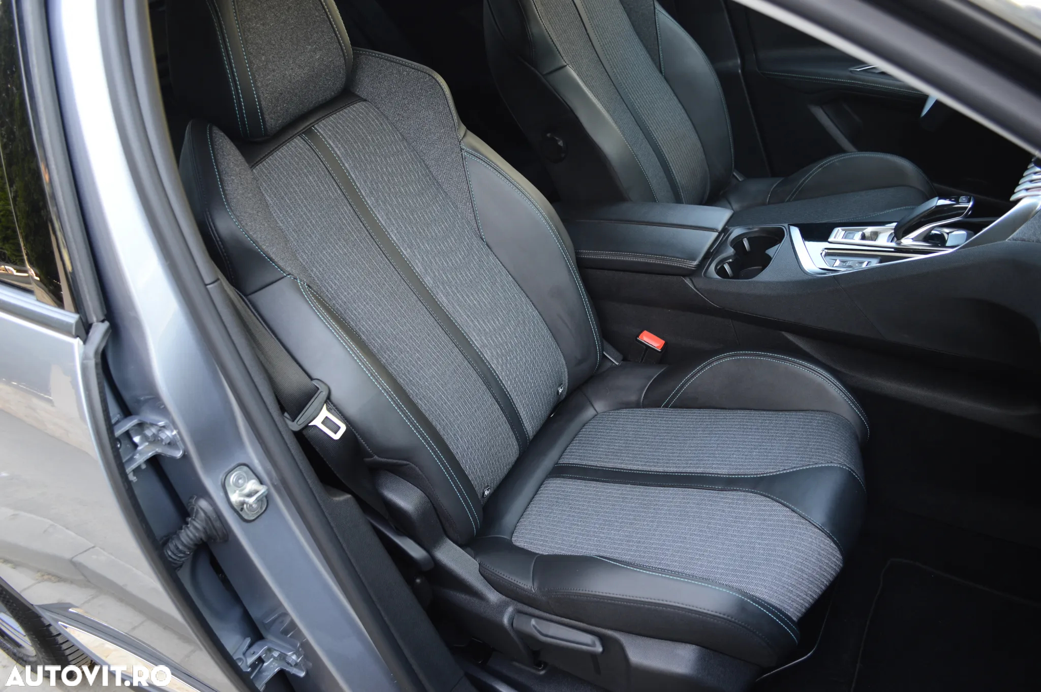 Peugeot 3008 PHEV EAT8 Allure - 20