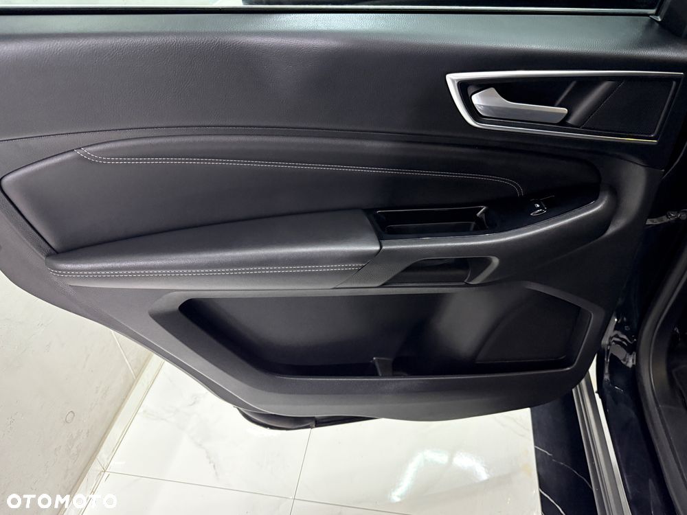 Ford S-Max 1.5 EcoBoost Titanium - 12