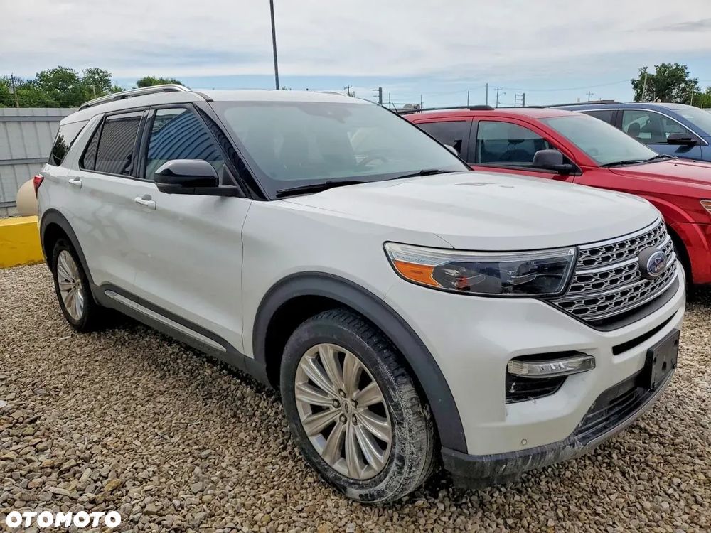 Ford Explorer - 3