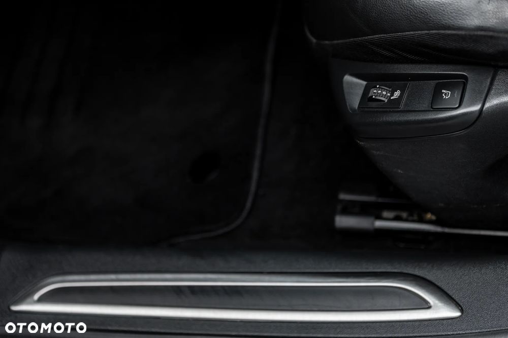 Citroën C5 2.0 HDi Exclusive - 35