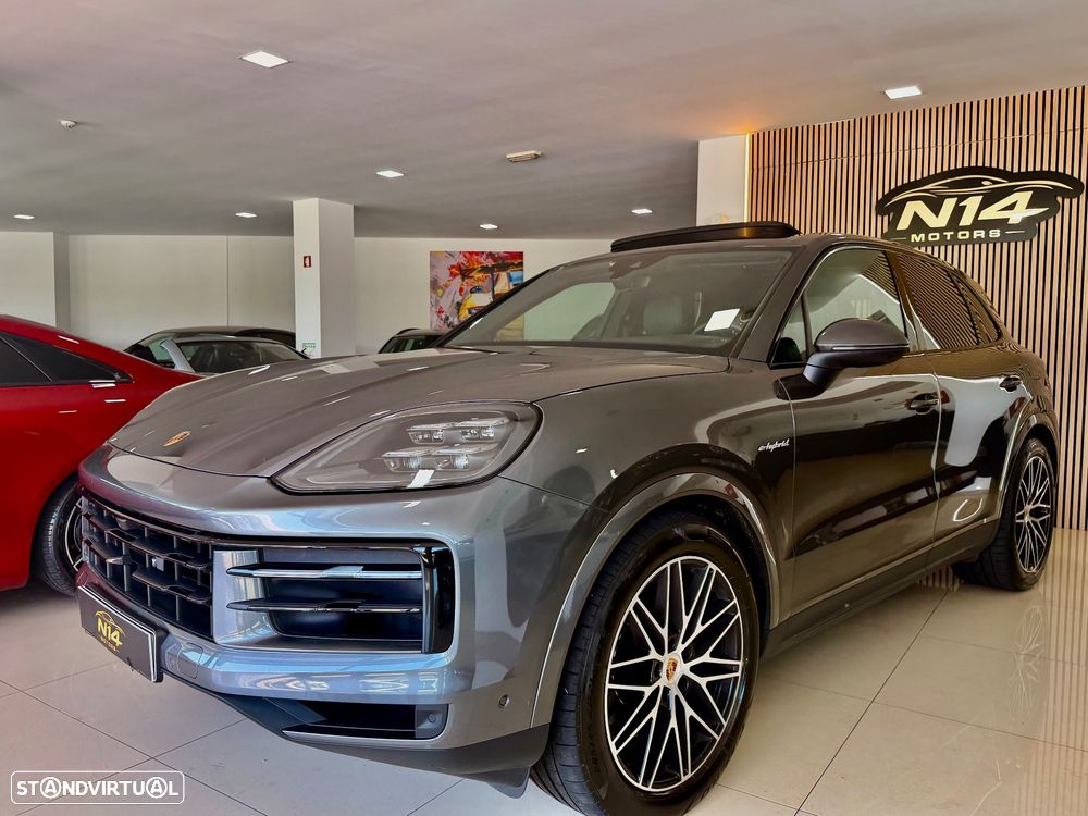 Porsche Cayenne - 32