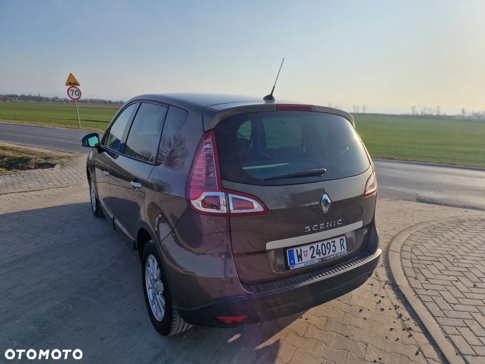 Renault Scenic 1.9 dCi Confort Privilege - 13