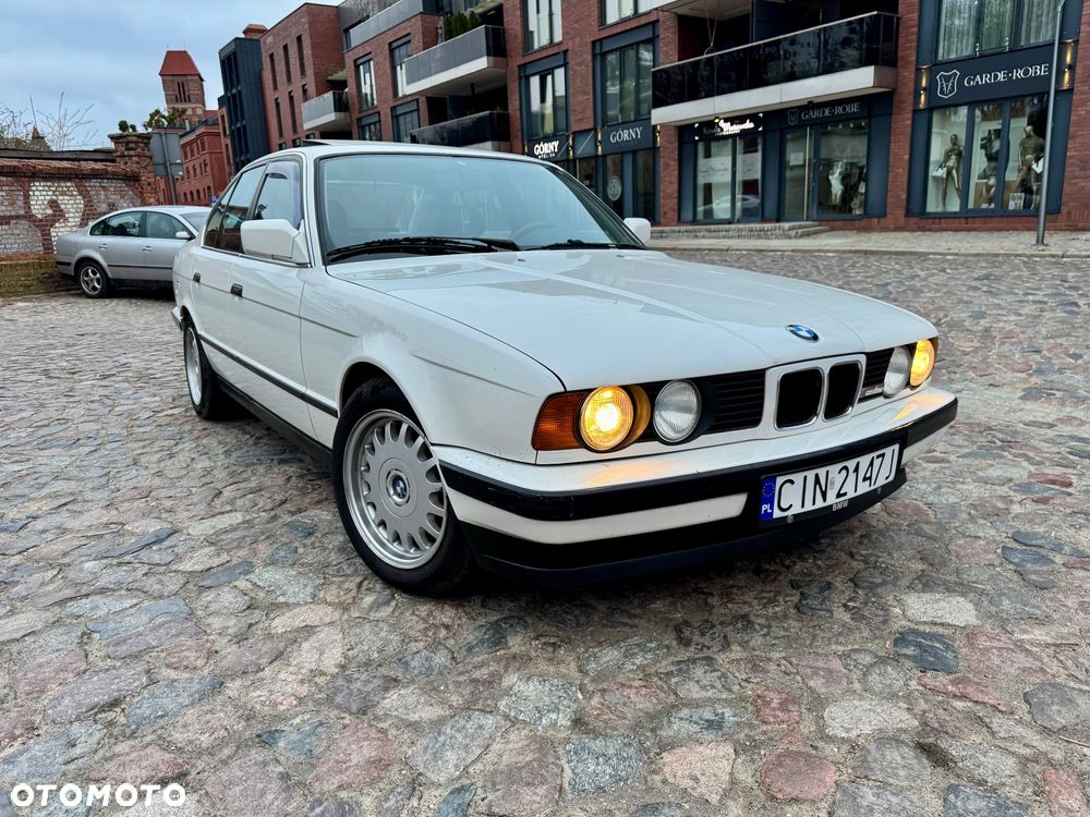 BMW Seria 5 520i - 3