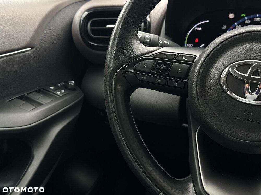 Toyota Yaris Cross - 18