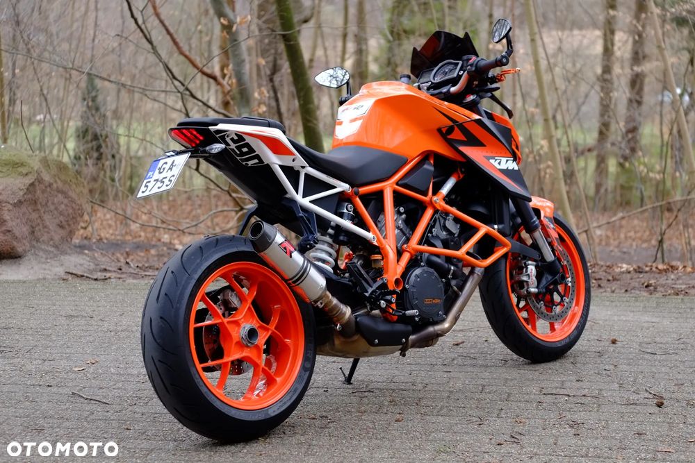 KTM Super Duke - 17