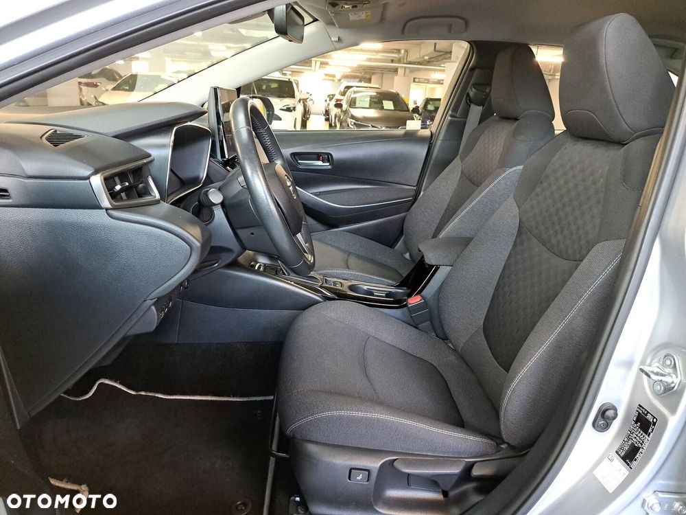 Toyota Corolla 1.8 Hybrid Comfort - 12