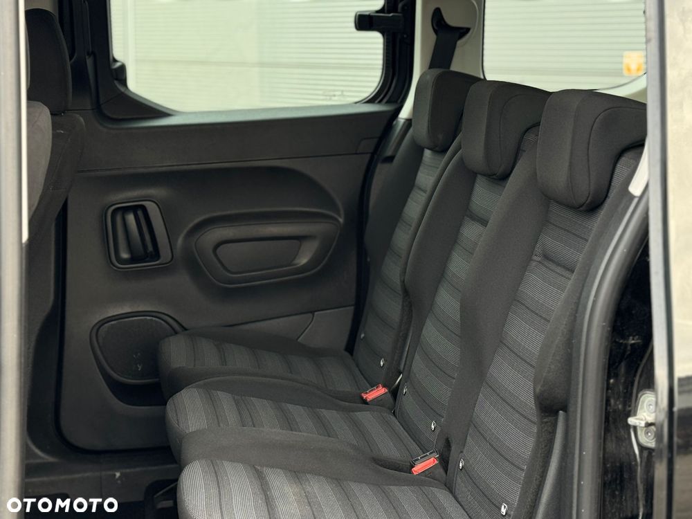 Opel Combo 1.2 Turbo Enjoy S&S - 17