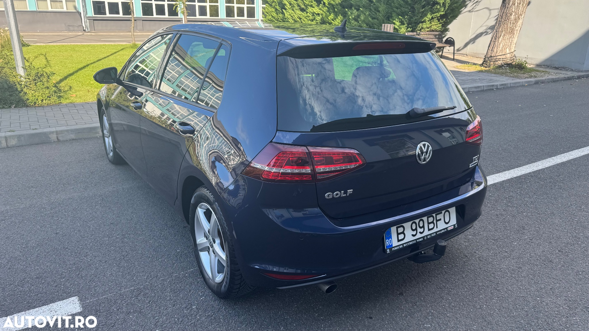 Volkswagen Golf Variant 1.6 TDI (BlueMotion Technology) DSG Trendline - 10