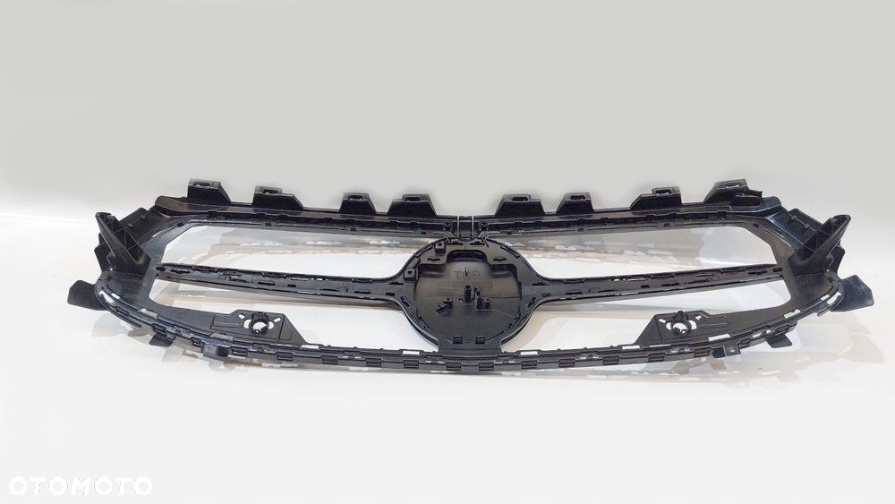 atrapa grill ramka znaczek mercedes cla w118 c118 lift amg a1188883800 - 9