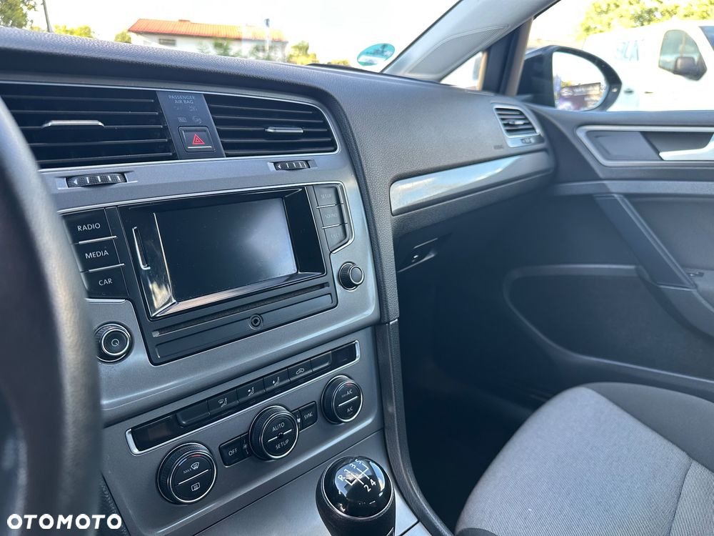Volkswagen Golf 1.2 TSI Style - 23
