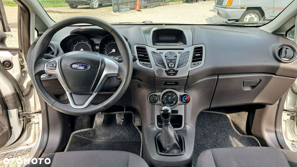 Ford Fiesta 1.25 Silver X Plus EU6 - 12